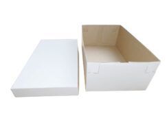 Białe pudełko na buty